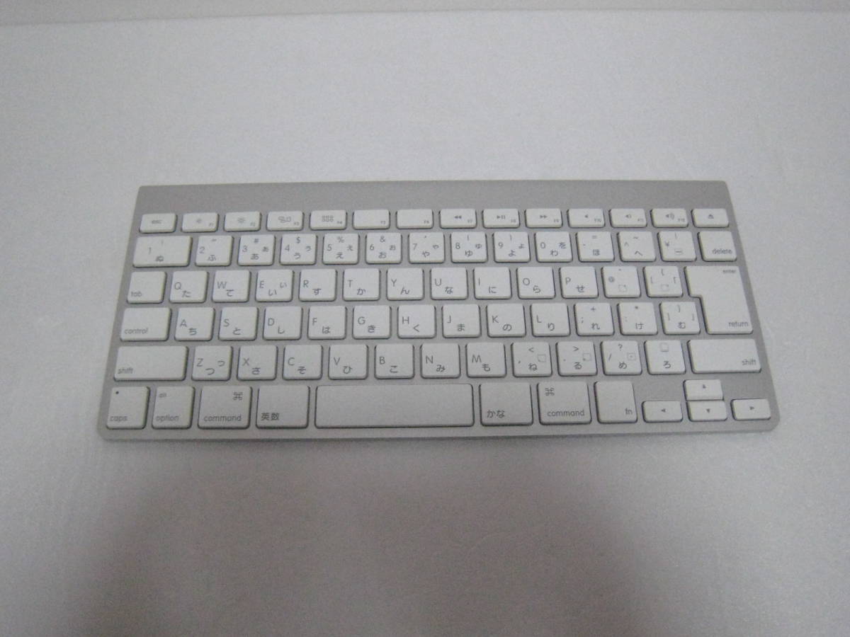Apple純正 Wireless keyboard  A1314 ①の画像1