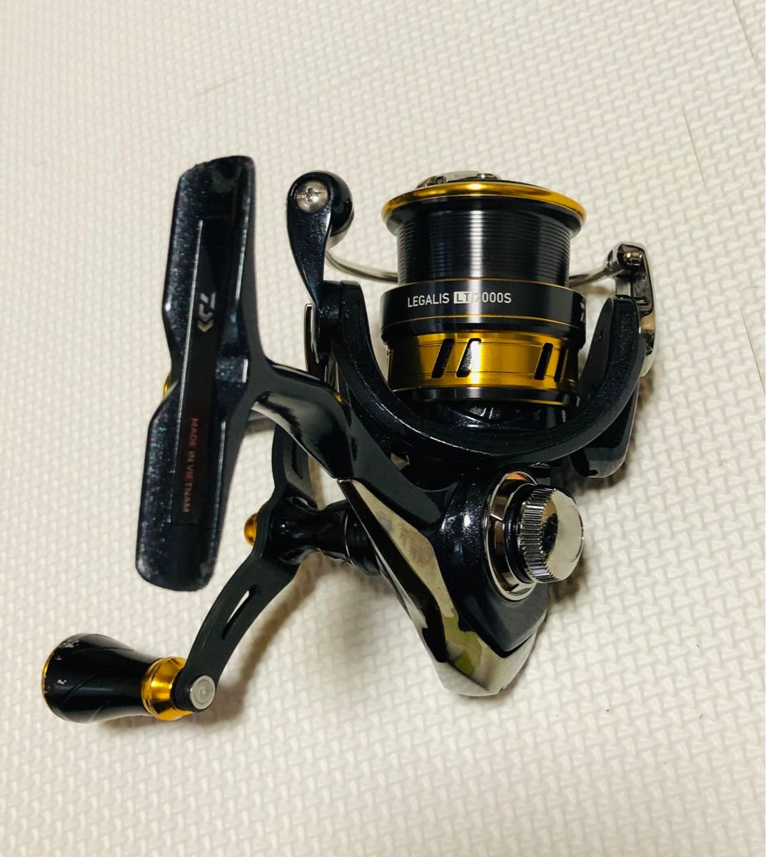 DAIWA ダイワ　レガリス　LT2000S ゴメクサス　ダブルハンドル　スピニングリール