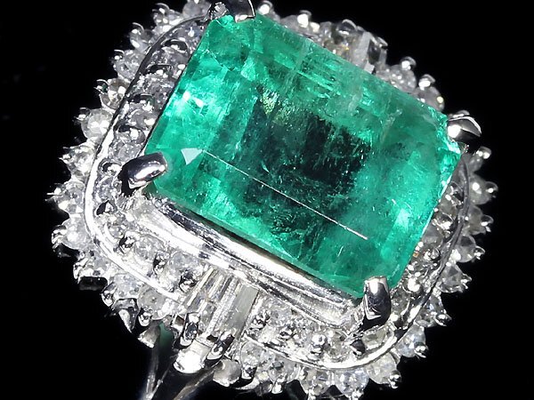 UM11305S【1円～】新品【RK宝石】≪Emerald≫ 瑞々しい輝き!! 極上エメラルド 大粒2.464ct! 上質ダイヤモンド Pt900 高級リング ダイヤの画像3