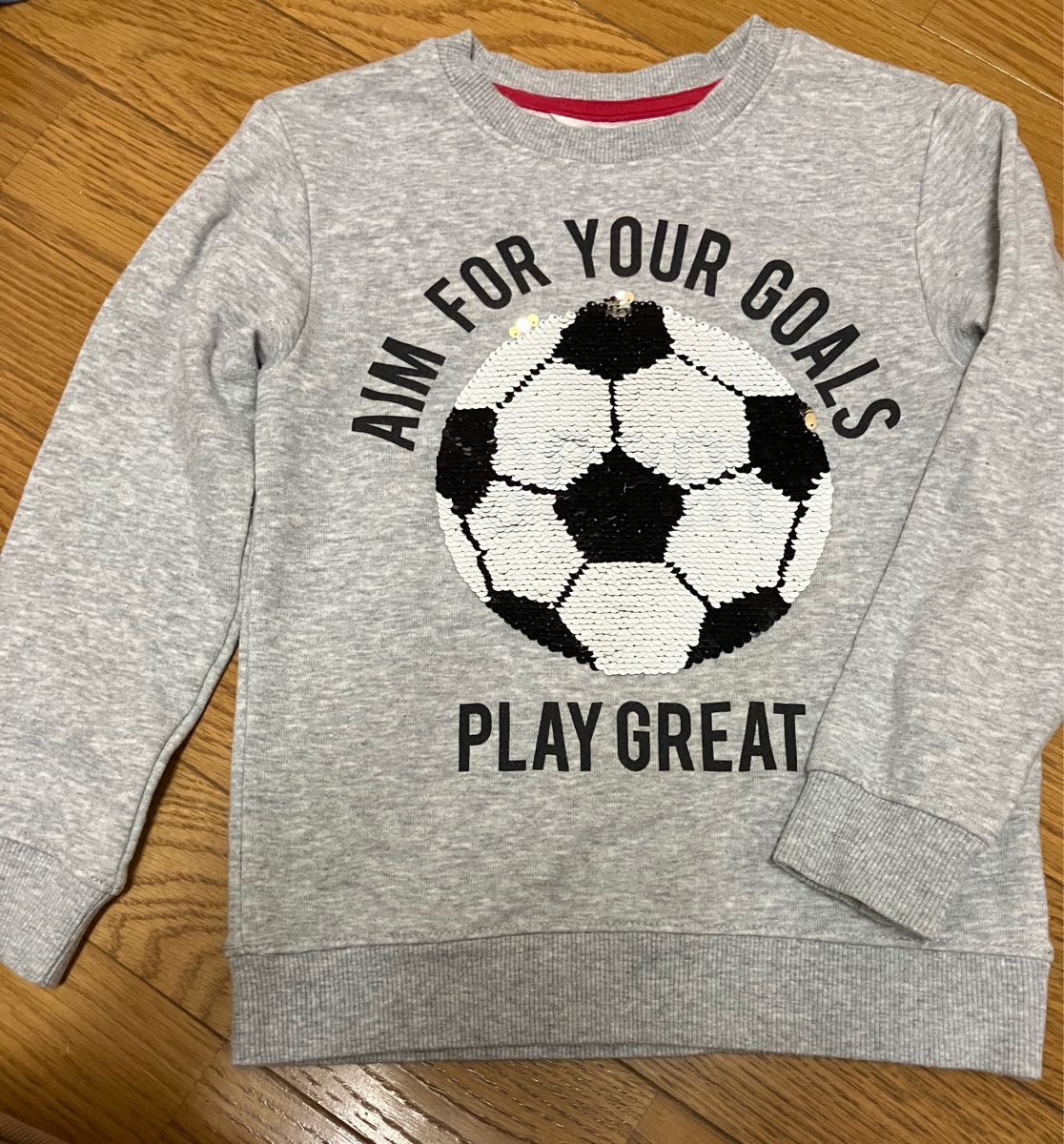 トレーナー スウェット 長袖 キッズ 長袖トレーナー　サッカー　H&M エイチアンドエム　子供服　スパンコール　サッカーボール