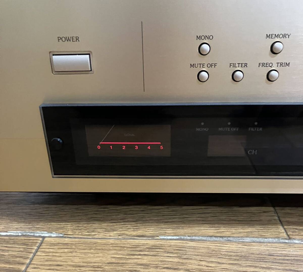 Accuphase アキュフェーズ FMチューナー T-1000の画像5