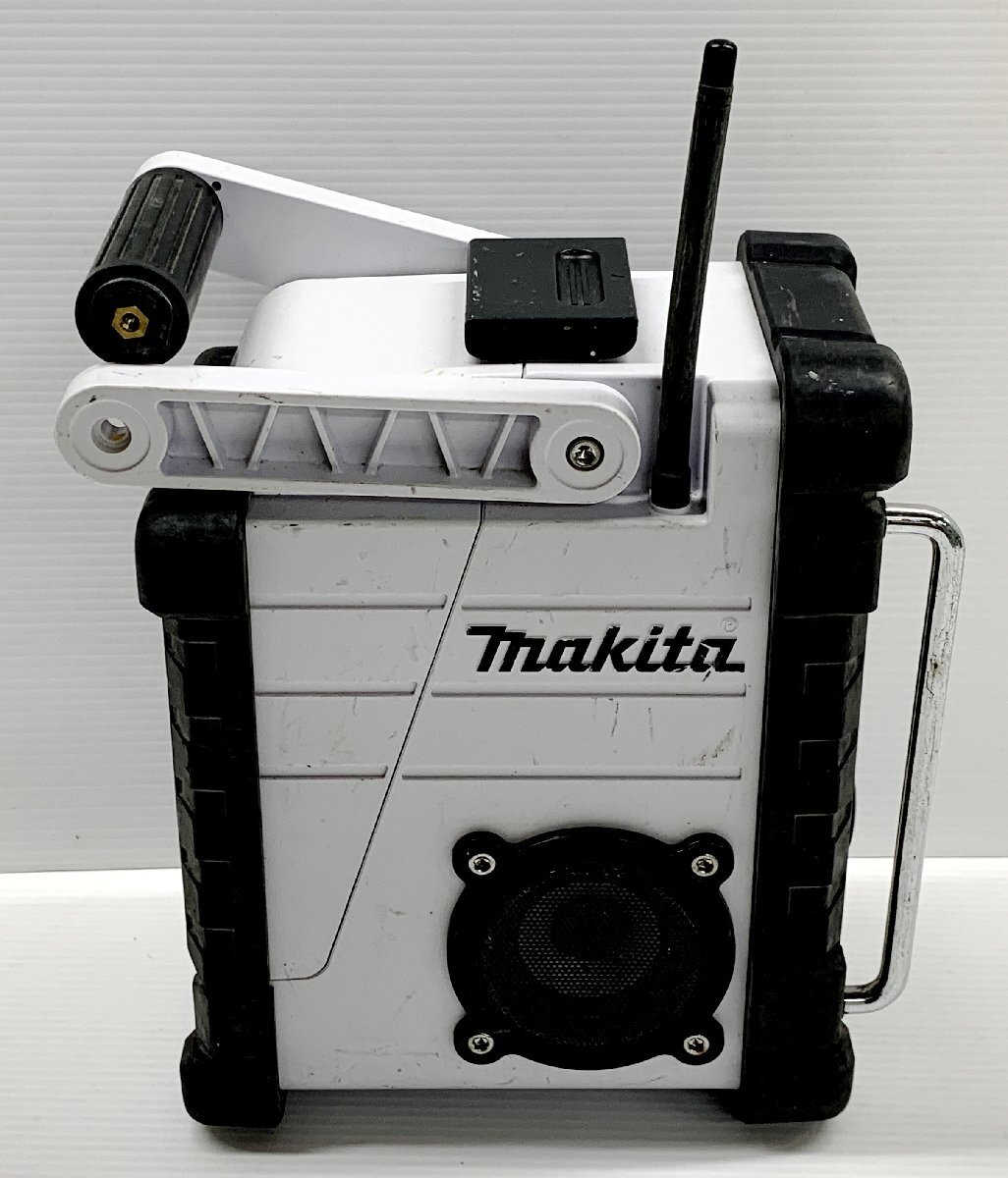 IZU【現状渡し品】 Makita マキタ 充電式ラジオ MR107 〈102-240410-MA-08-IZU〉_画像1