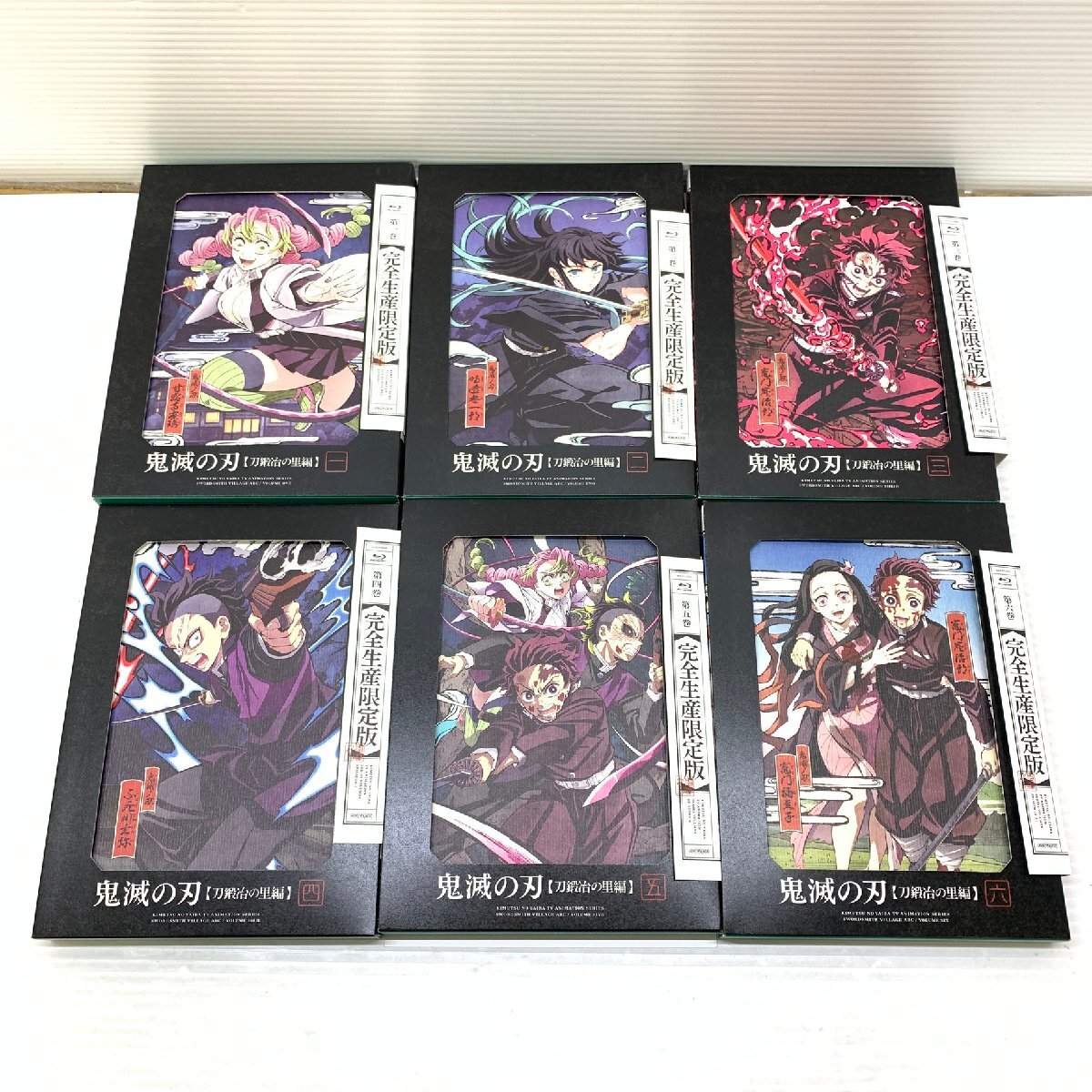 MIN【中古美品】 MSMA アニプレックス Blu-ray アニメ 鬼滅の刃 刀鍛冶の里編 6巻 セット 〈9-240414-CN-16-MIN〉_画像2