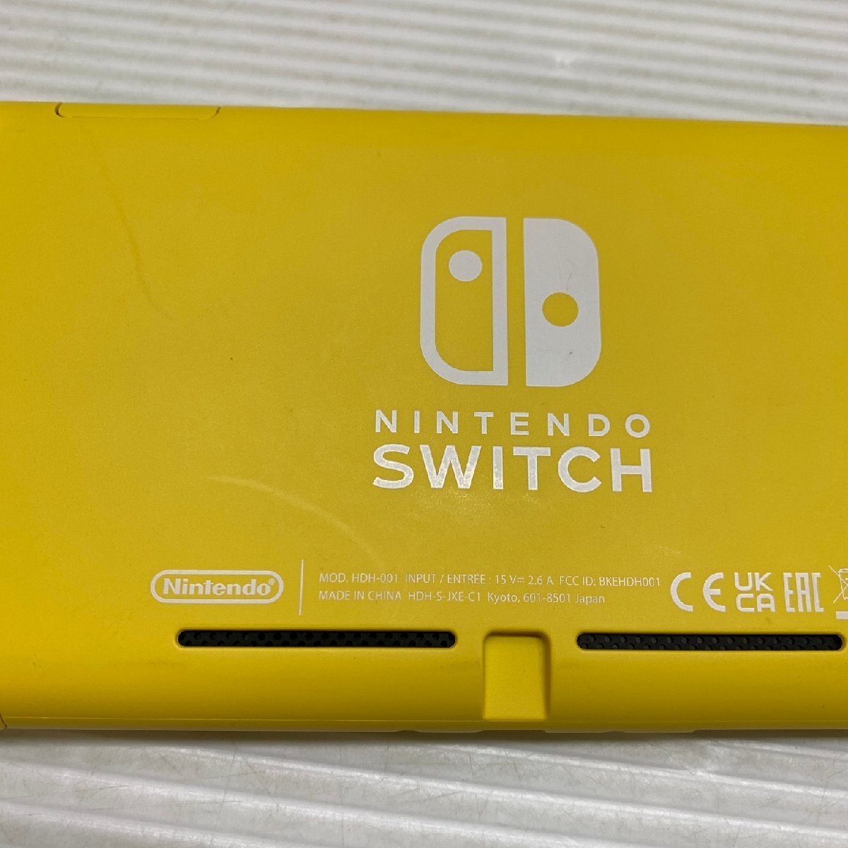 MIN【中古品】 MSMG ニンテンドー switch Life イエロー 中古品 本体のみ 説明書.箱欠品 〈34-240417-MK-18-MIN〉_画像7