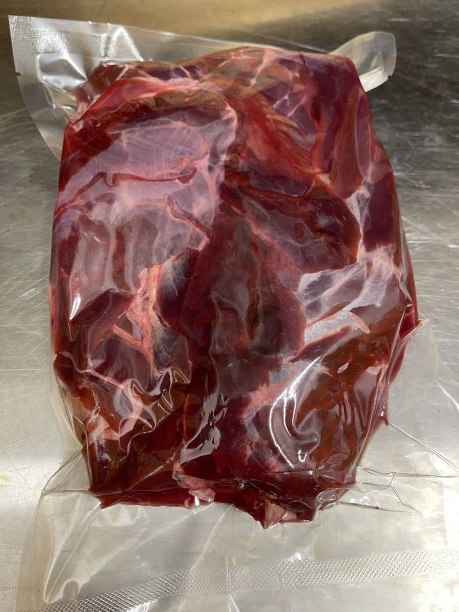 ！鹿肉 冷凍 9kg ペットフード用 特別大特価！の画像1