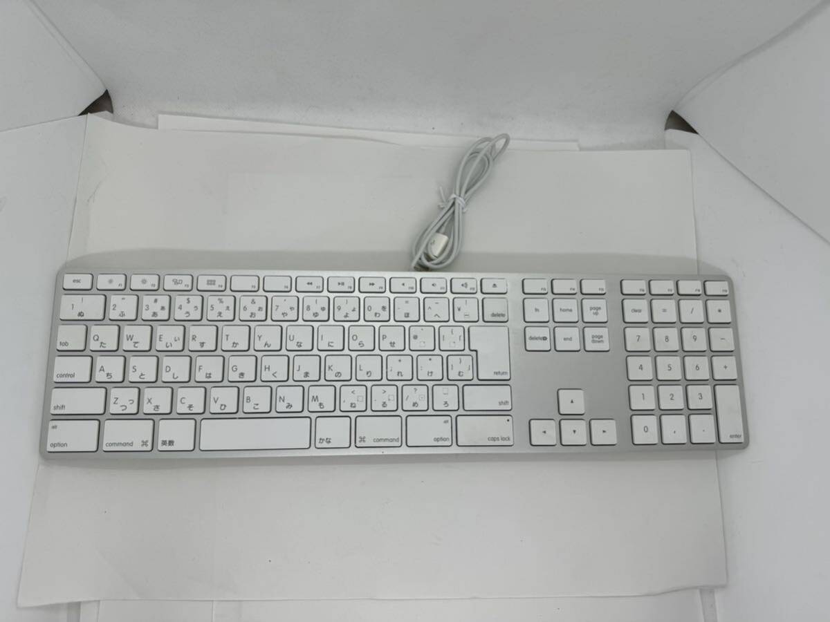 L178) アップル 純正 Apple Keyboard A1243 (テンキー付き) 日本語USBキーボード 中古 複数在庫の画像2