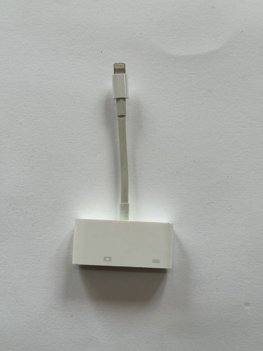 L051)Apple アップル 純正 VGAアダプタ A1439の画像1