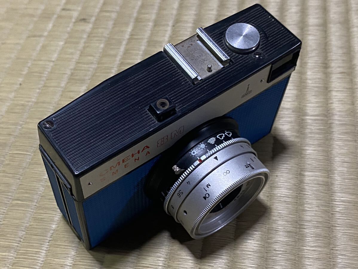 (A)CMEIHA SMENA 8M toy camera film camera Russia 