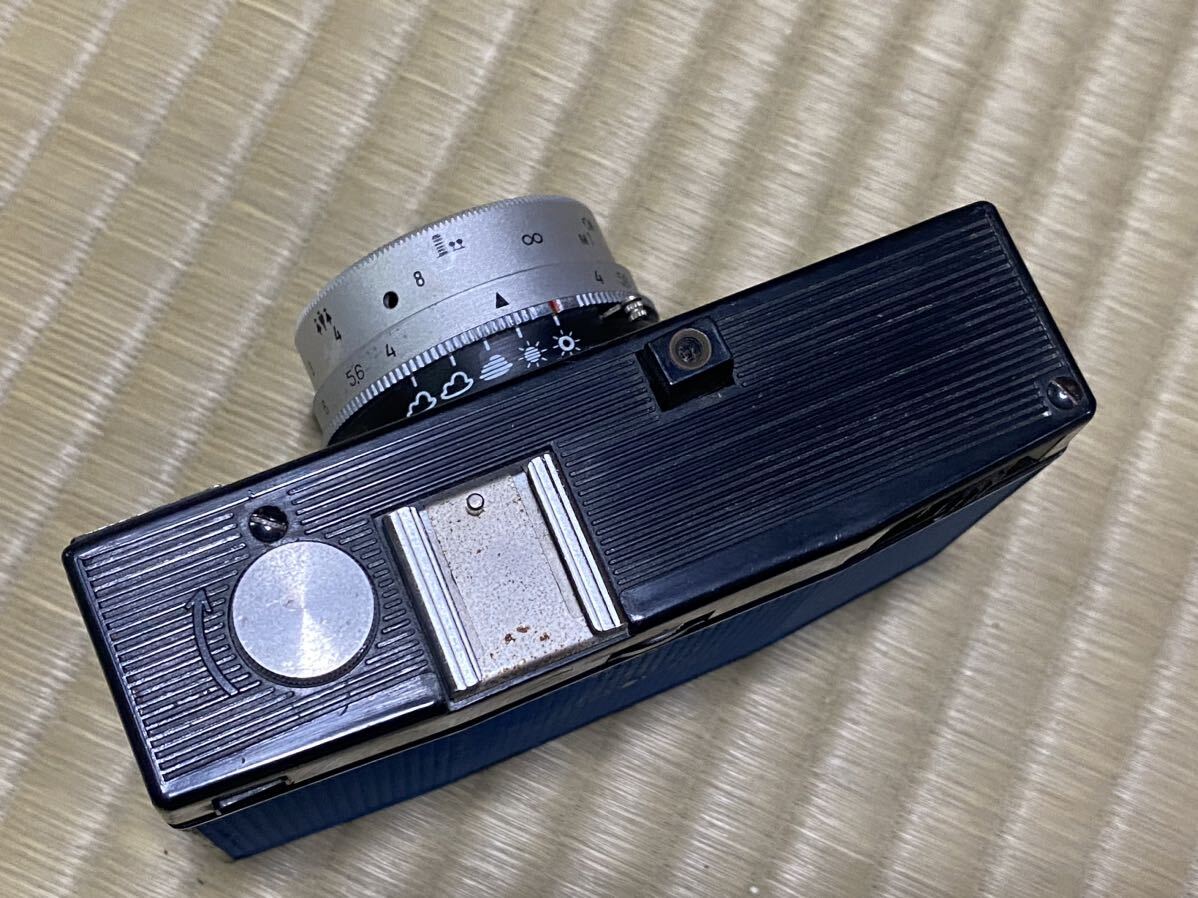 (A)CMEIHA SMENA 8M toy camera film camera Russia 