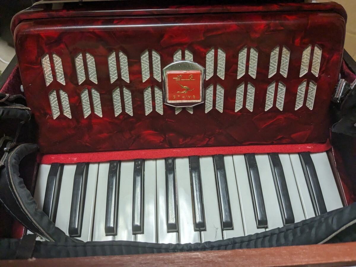  accordion BAILE case attaching operation verification ending 25 keyboard instruments 