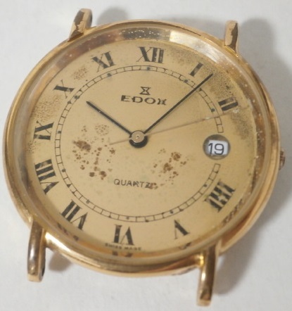 稼働品 EDOX クォーツ デイト 3針 ゴールド文字盤 メンズ腕時計 Showerproof Swiss Made の画像1