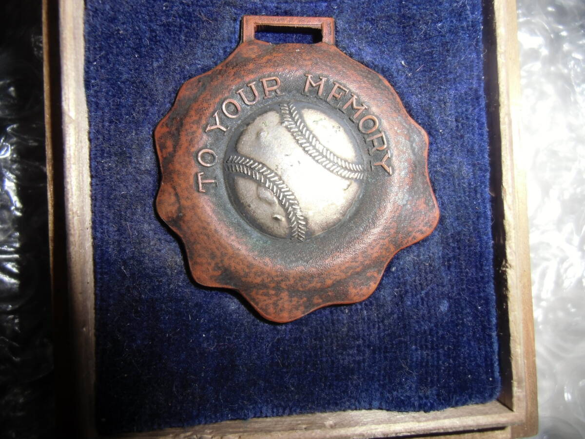 1934』日米親親善野球の年 早稲田大学文学部野球大会優勝メダル 記章の画像2