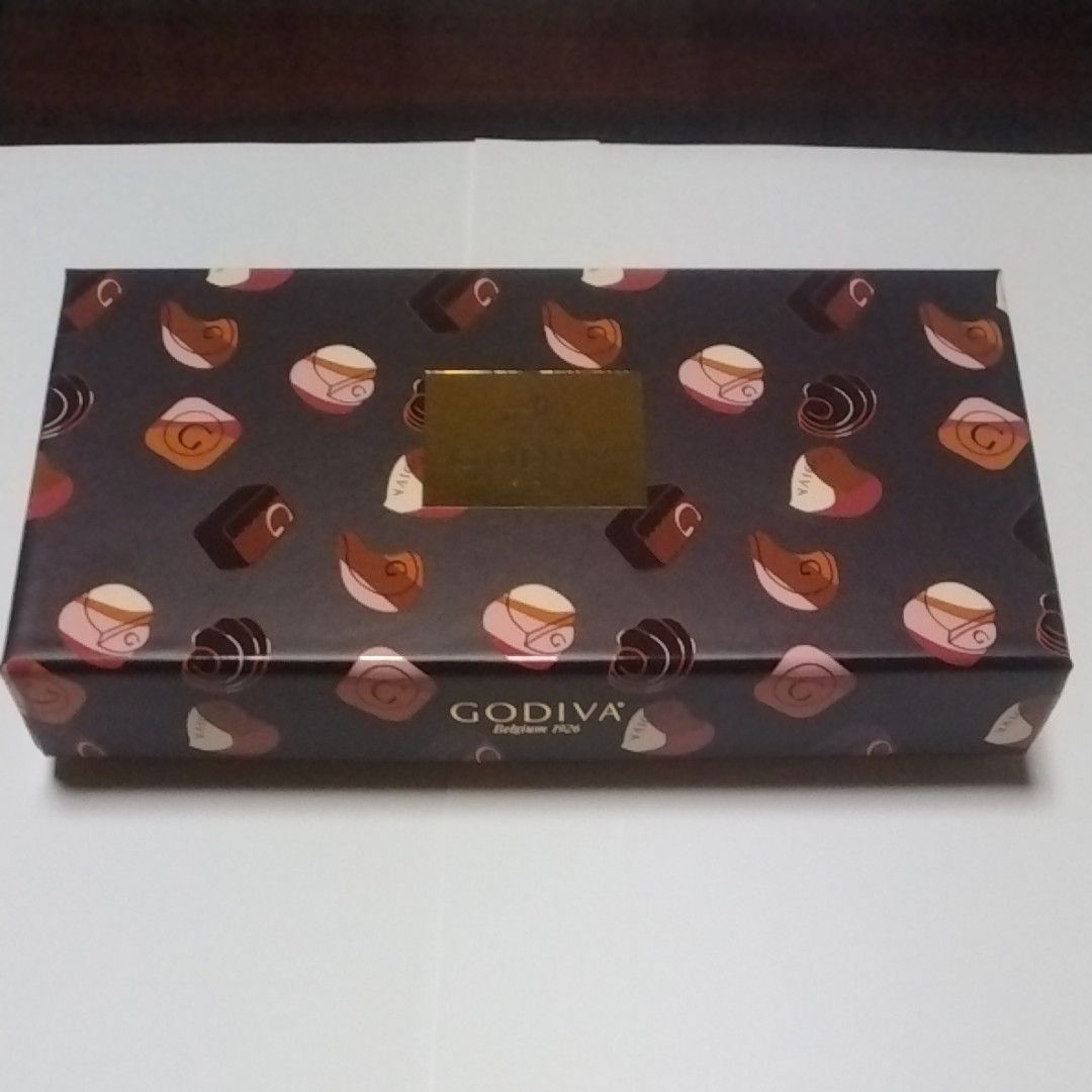 新品未使用品   GODIVA    ハート オブゴールド   セレクション（８粒入)