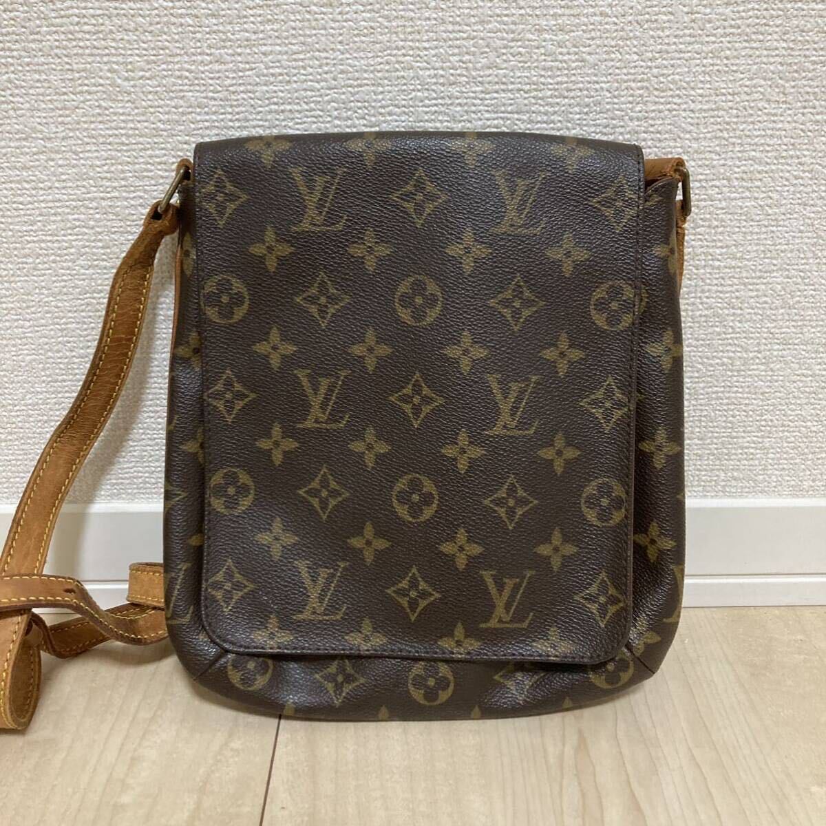 LOUIS VUITTON ルイヴィトン ミュゼットサルサ ショルダーバッグ モノグラム M51258 ブラウンの画像1