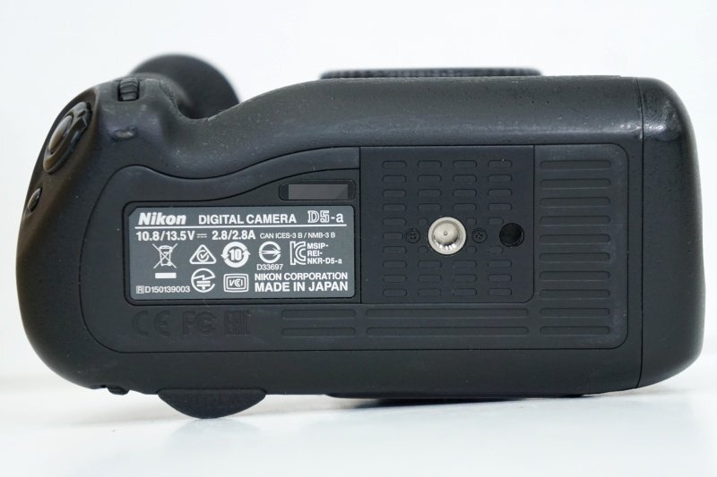 Nikon/ニコン デジタル一眼レフカメラ ボディのみ▲D5 (XQD-Type) 中古▲送料無料_画像7