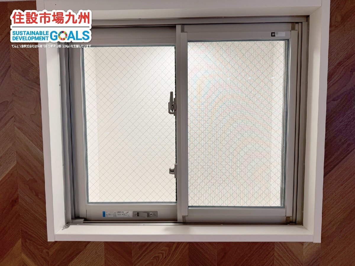 [ Fukuoka ]W900 sash *YKK AP* frame * screen door * pair * net go in * transparent glass * frame inside inside W900 H770 D85* model R exhibition installation goods *AHS21_Ts