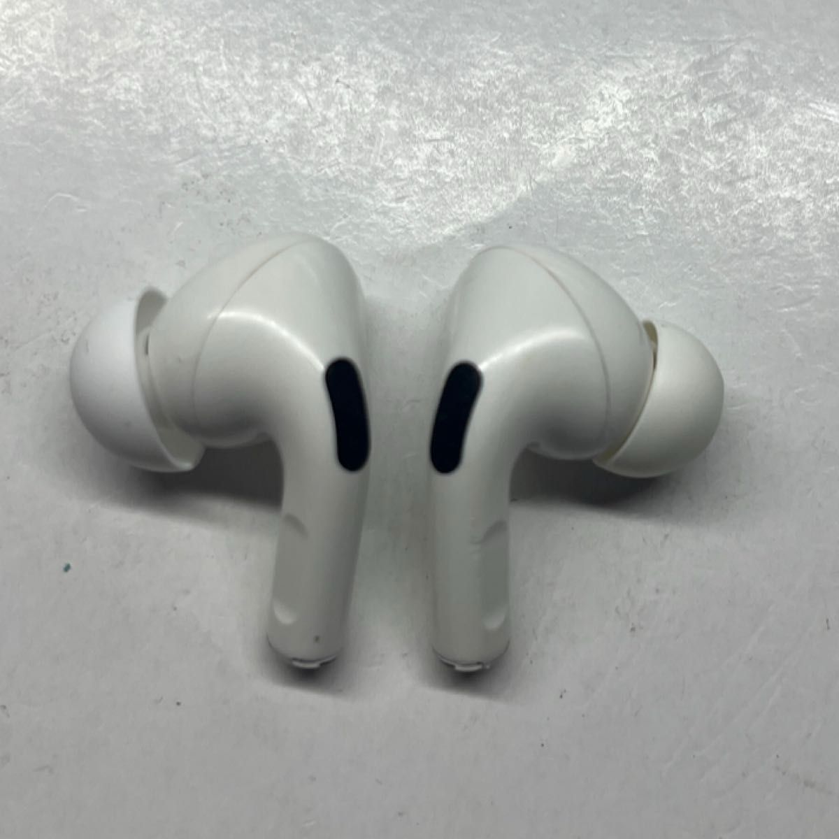 AirPods Pro 第一世代 ワイヤレスイヤホン　正規品 アップル