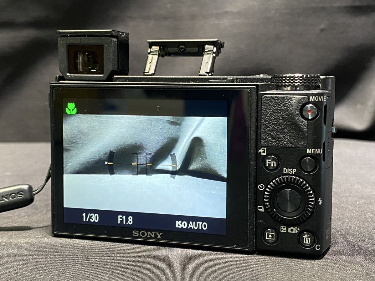 【1円〜】SONY ソニー コンパクトデジタルカメラ Cyber-shot RX-100V DSC-RX100M5 バッテリー×2 バッテリーチャージャー付き0415-111(6)の画像7
