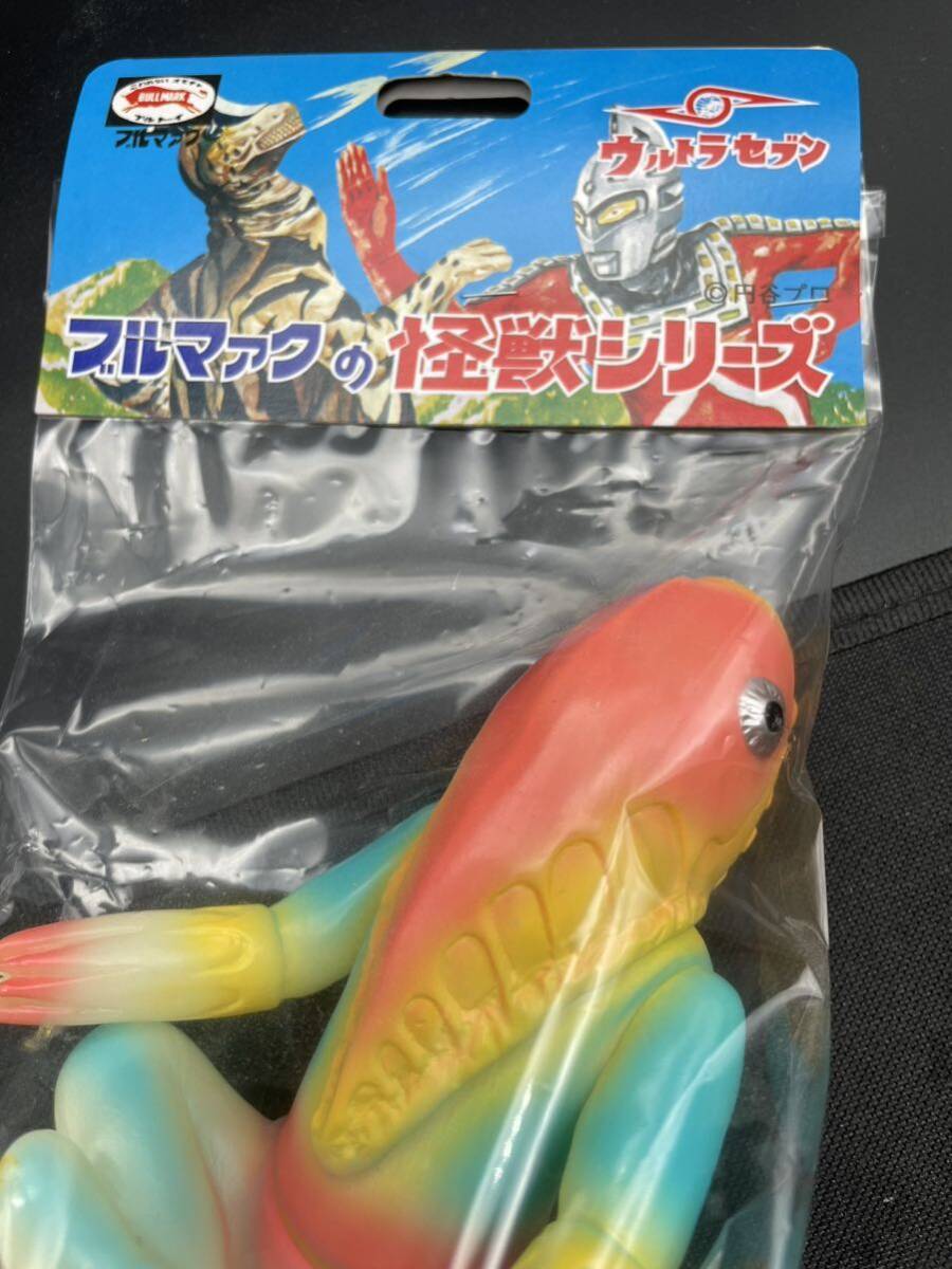 ブルマァク ソフビ ウルトラセブン 蓄光 メトロン星人 新品未開封