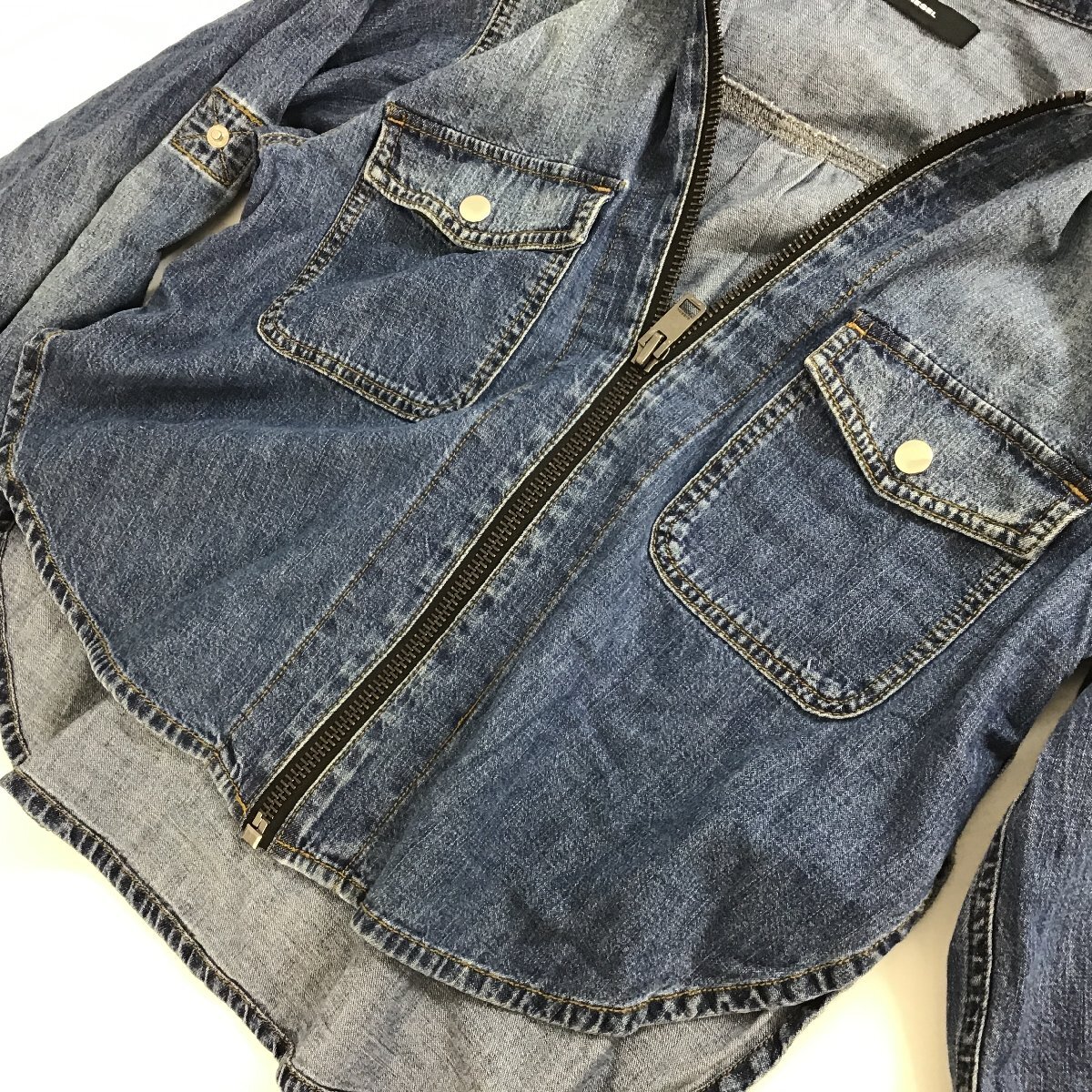 ★1円スタート★　DIESEL　ディーゼル　デニムジャケット　XXSサイズ　メンズ【同梱不可/売り切り/04-88】_画像3