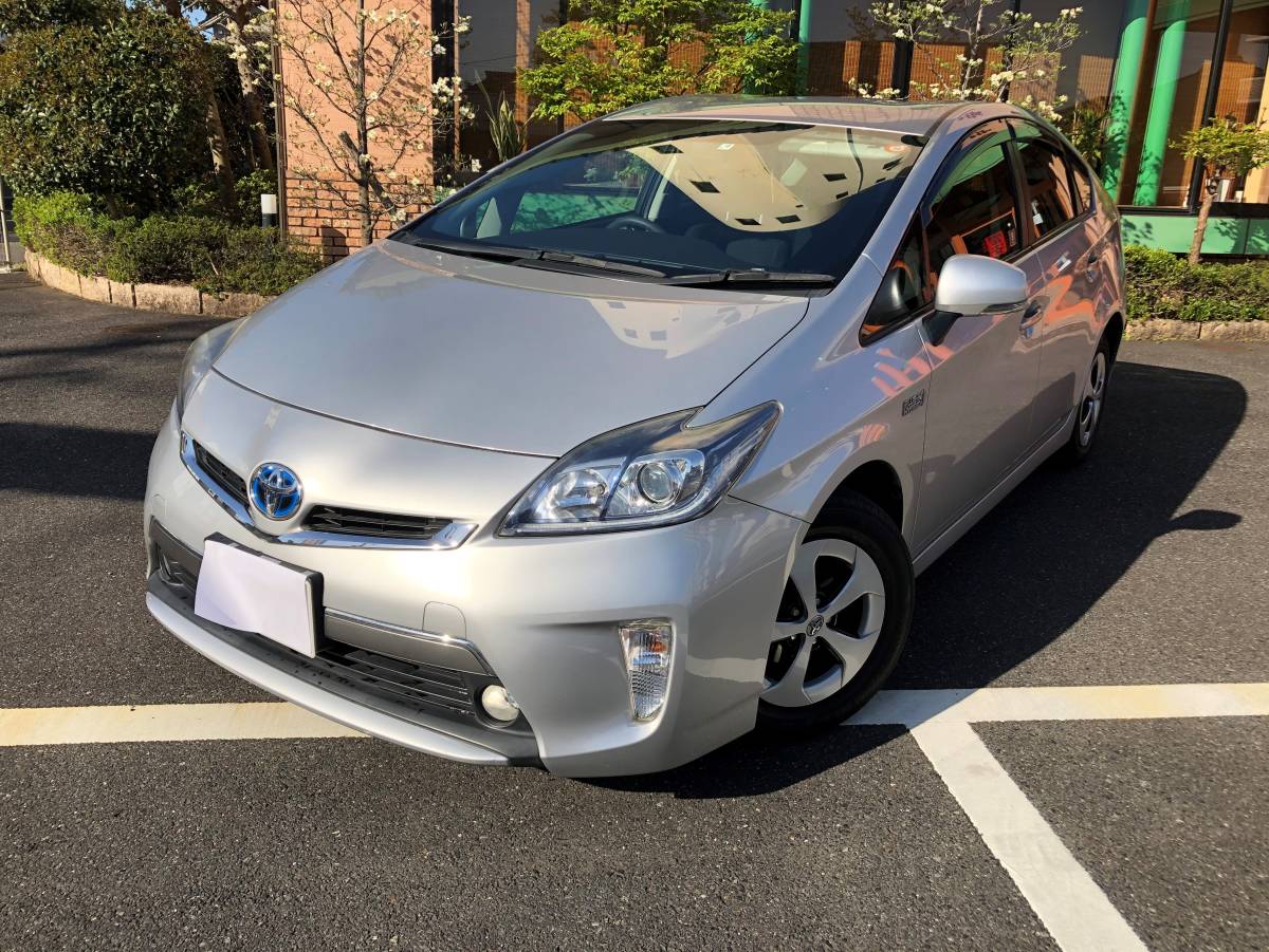 Toyota Prius 35.