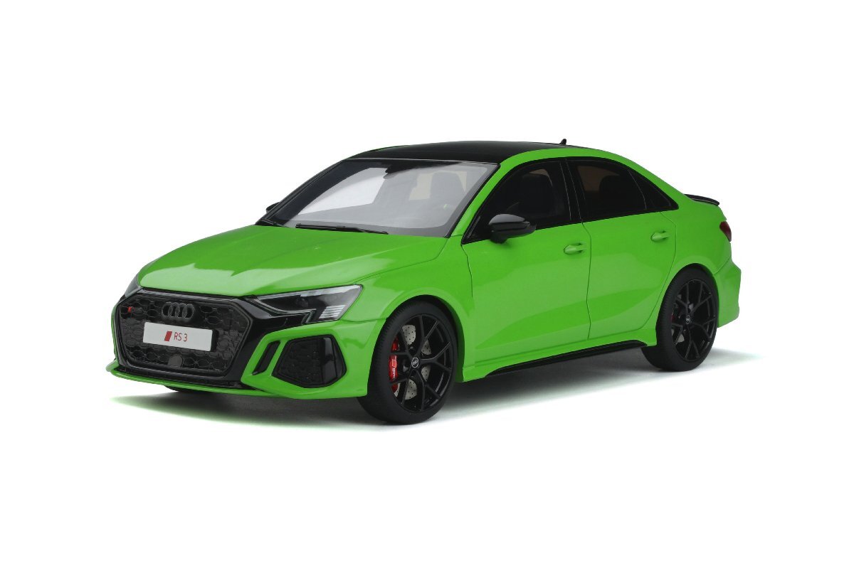 ▲超希少！世界限定！GT-Spirit 1/18 AUDI RS3 SEDAN 2021 kyalami green GT414 新品の画像1