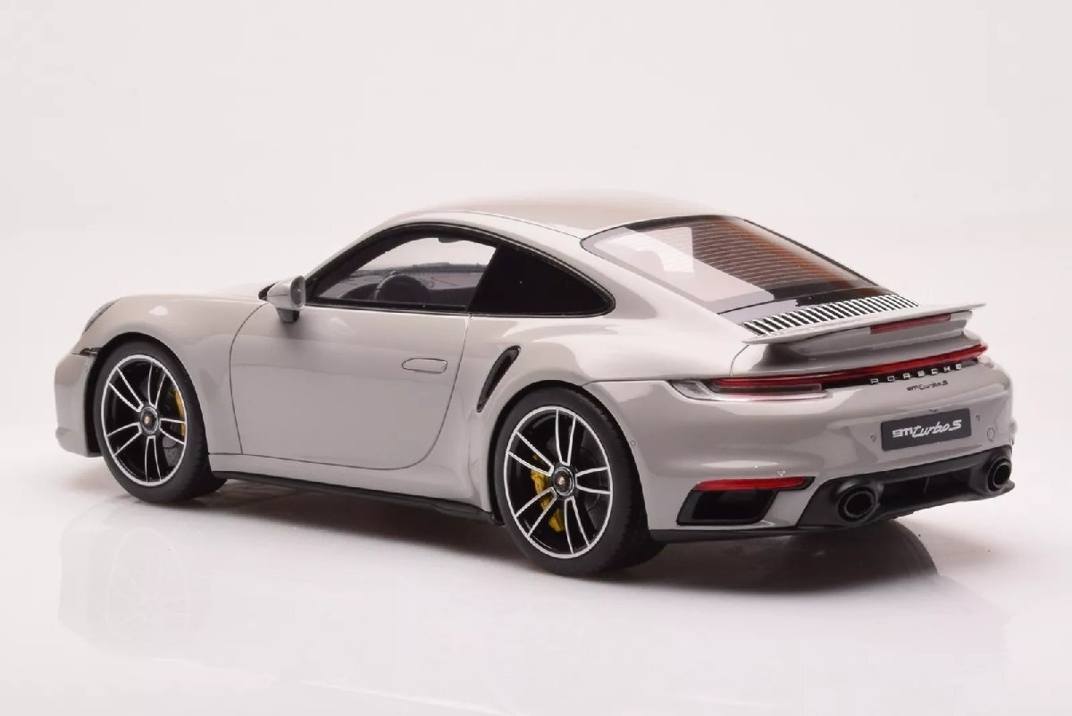 ▲超希少！世界限定！GT-Spirit 1/18 ポルシェ Porsche 911 (992) TURBO S 2020 CRAYON GREY GT431 新品の画像5