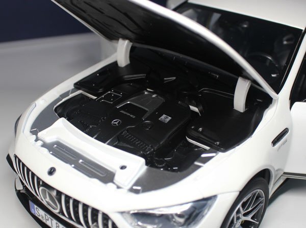 ▲入手困難！白！NOREV 1/18 メルセデスベンツ Benz GT63S AMG 4Matic 2021 新品の画像6