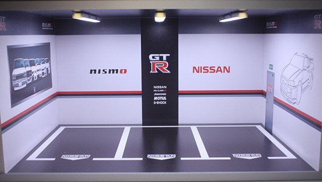 ▲超希少！3 Cars ガレージタイプ撮影ブース 1/18 LED照度 日産 Skyline GTR NISMO BOX ショールームタイプ ジオラマ R32 R33 R34 R35_画像5