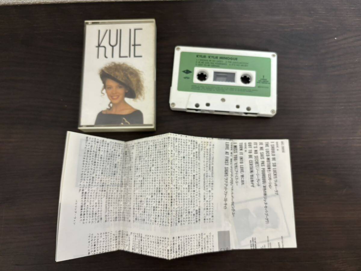 KYLIE MINOGUE ENJOY YOURSELF 25B4-77 AIC-28050 2個セット カセットテープ の画像5