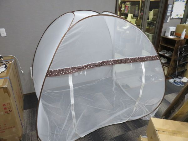 ベビーバル ブラウン セミダブルサイズ 150×200cm 蚊帳 かや ムカデ対策 ワンタッチ設置 底面の画像1