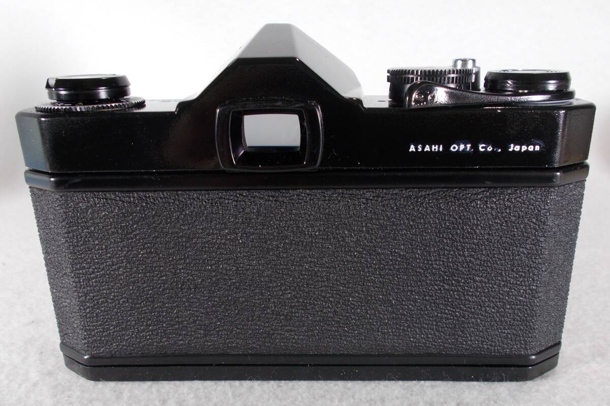 フィルムカメラ 整備済 完動品 Pentax SP + レンズ f1.8 55mm A804の画像3