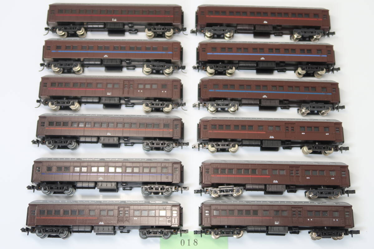 40428-018【客車（発送：ゆうパケットプラス 410円、他）】KATO 旧形客車（12両）【中古品】_画像1