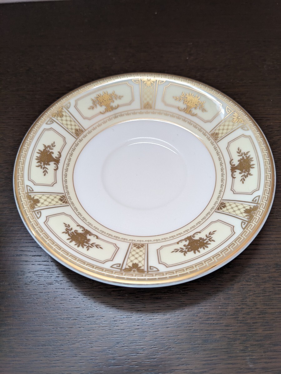 noritake ノリタケ　ボーンチャイナ　インペリアルスイート　カップ&ソーサー　IMPERIAL SUITE　*ハゲあり