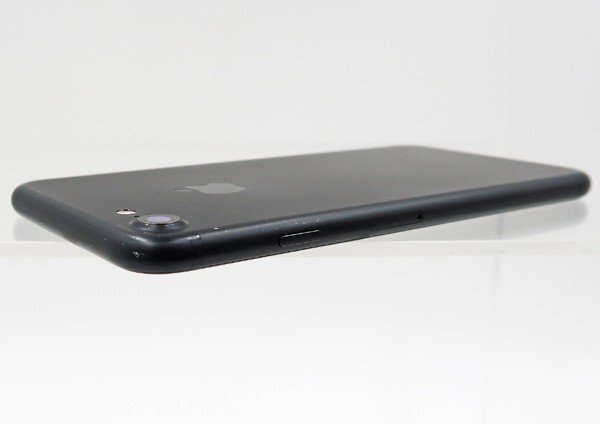 ◇ジャンク【docomo/Apple】iPhone 7 128GB NNCK2J/A スマートフォン ブラックの画像5