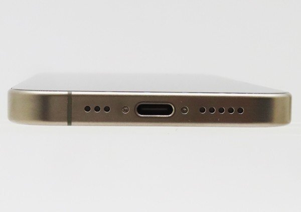 31075円 ◇美品【docomo/Apple】iPhone 15 Pro 256GB SIMフリー 31075円 ◇美品【docomo/Apple】iPhone 15 Pro 256GB SIMフリー
