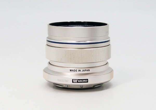 ◇【OLYMPUS オリンパス】M.ZUIKO DIGITAL ED 12mm F2.0 一眼カメラ用レンズ シルバーの画像3