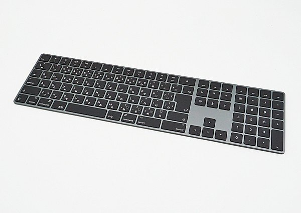 ◇美品【Apple アップル】Magic Keyboard テンキー付き MRMH2J/A キーボード_画像1