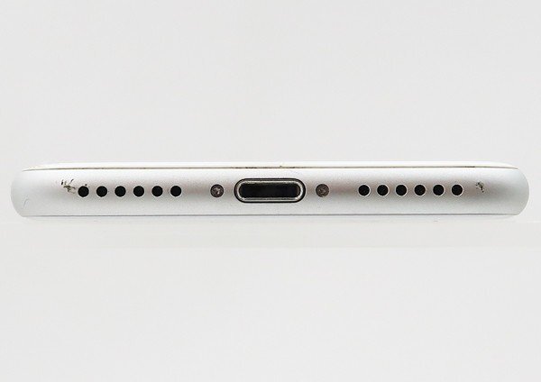 ◇ジャンク【docomo/Apple】iPhone 8 64GB SIMロック解除済 MQ792J/A スマートフォン シルバーの画像4