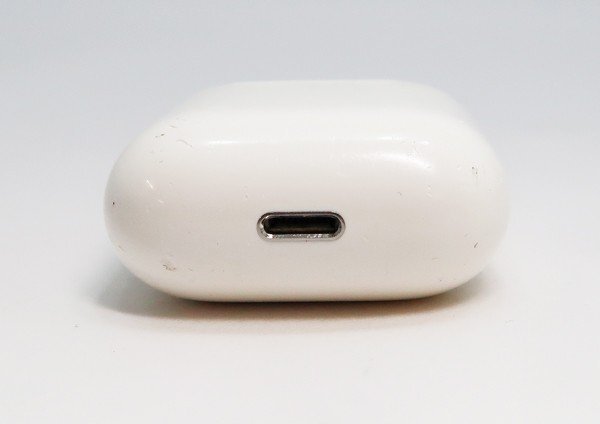 ◇【Apple アップル】AirPods with Wireless Charging Case 第2世代 MRXJ2J/A イヤホン ホワイトの画像6