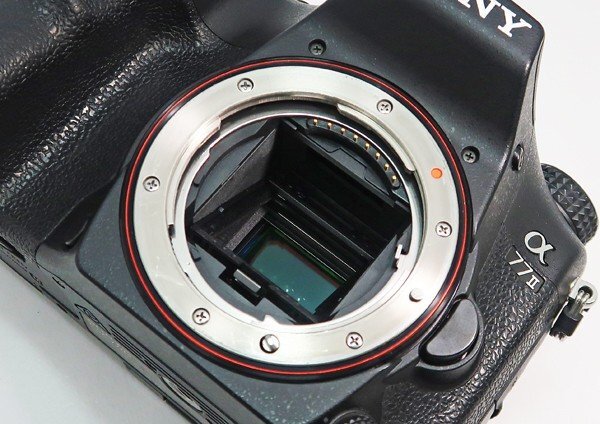 ◇【SONY ソニー】α77 II ボディ ILCA-77M2 デジタル一眼カメラ_画像4