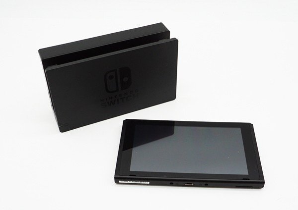 ◇【任天堂】NintendoSwitch/ニンテンドースイッチ本体 HAD-S-KABAA ネオンブルー/ネオンレッド_画像3