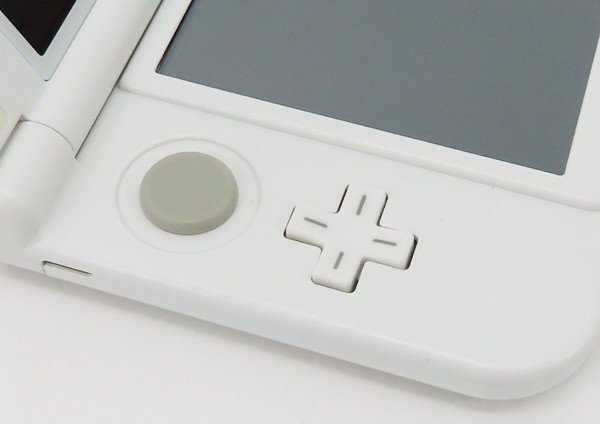 ○美品【任天堂】Newニンテンドー3DS LL パールホワイトの画像6