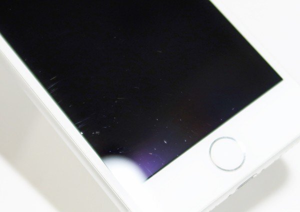 ◇ジャンク【mineo/Apple】iPhone 8 64GB SIMフリー MQ792J/A スマートフォン シルバー_画像8