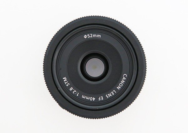 ◇美品【Canon キヤノン】EF 40mm F2.8 STM 一眼カメラ用レンズ_画像2