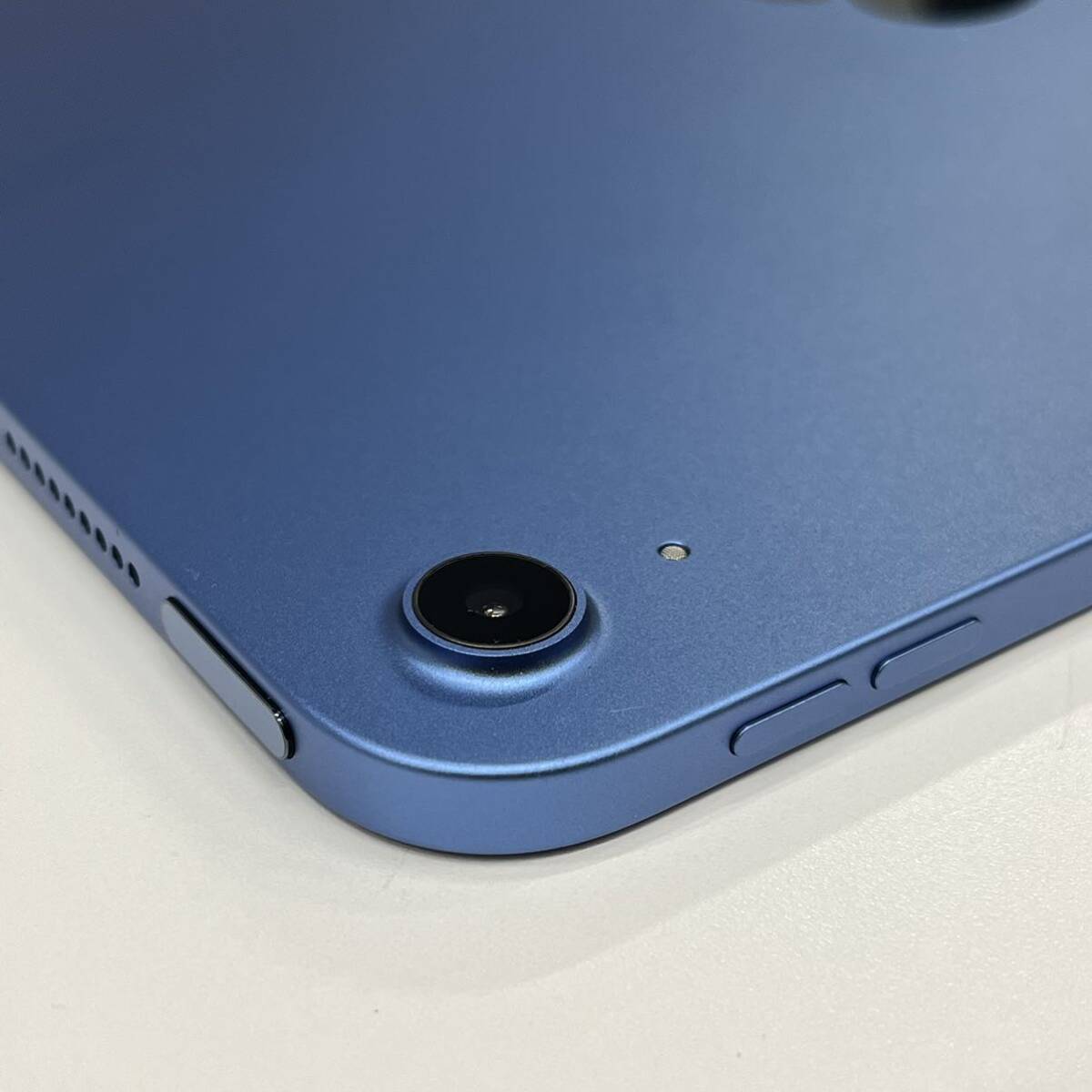 B462【美品】/ iPad MPQ13J/A 第10世代 64GB Wi-Fi モデル タブレット ブルー Apple 10.9インチの画像5
