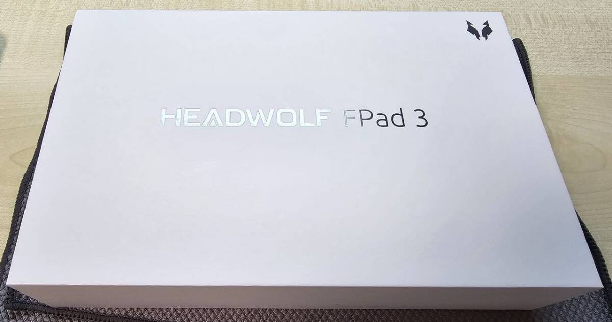 ★ HeadWolf 8.4インチタブレット「FPad3」中古　純正ケース付き★_画像4