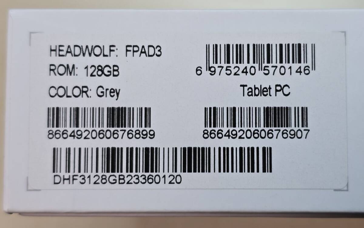 ★ HeadWolf 8.4インチタブレット「FPad3」中古　純正ケース付き★_IMEI番号です