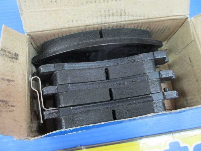  Sunny (HB13 etc. ) for front brake pad AKEBONO product number :AN-325WK Oota 