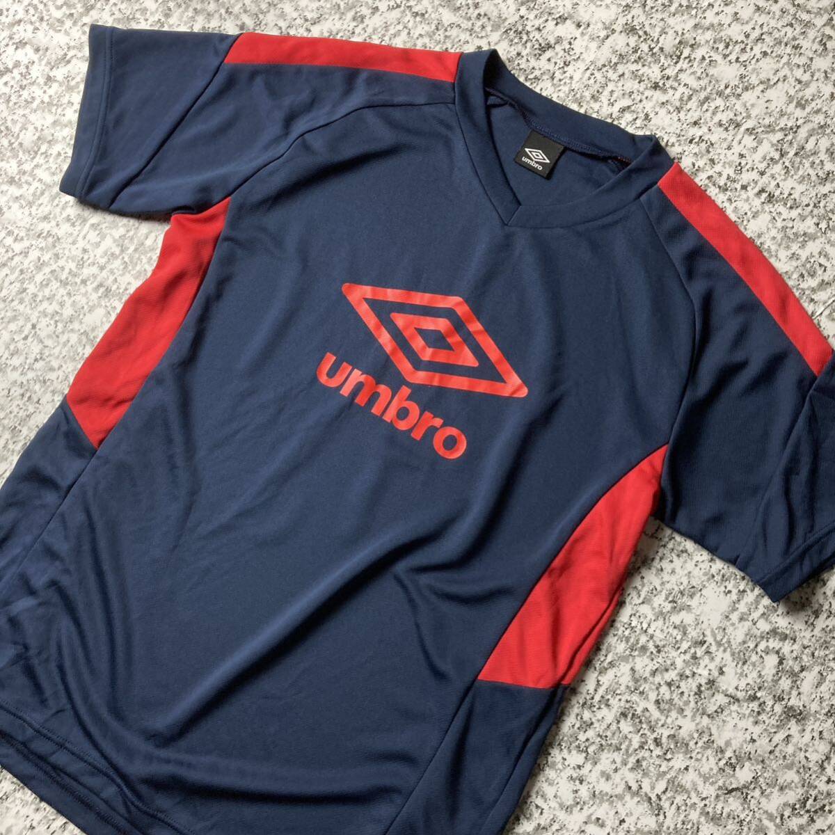 【グッドレギュラー】アンブロ　ビッグロゴ　VネックTシャツ S/Sゲームシャツ　ネイビー　Mサイズ 古着　UMBRO ドライ半袖Tシャツ _画像4